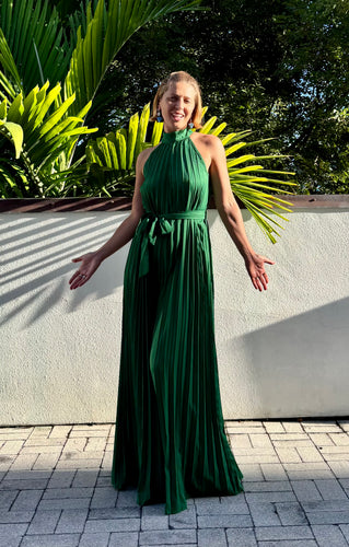From Victoria’s Closet: Small Standup Collar Green Long Pants Pleat Ladies Jumpsuit in Size Small