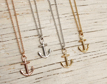 Unisex Maris Sal ANCHORS´S AWEIGH Anchor Necklace with Gold Chain with Gold Anchor